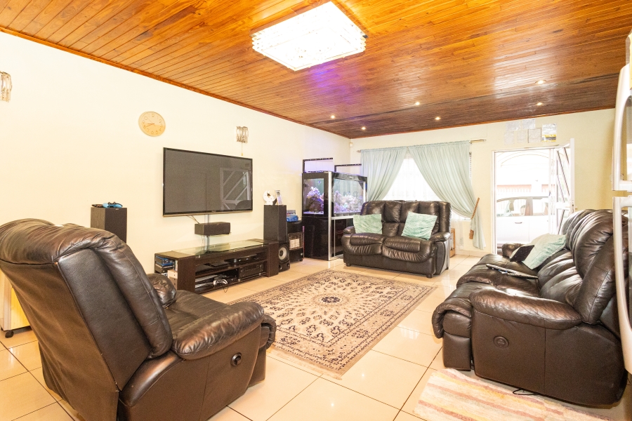 3 Bedroom Property for Sale in Parow Valley Western Cape